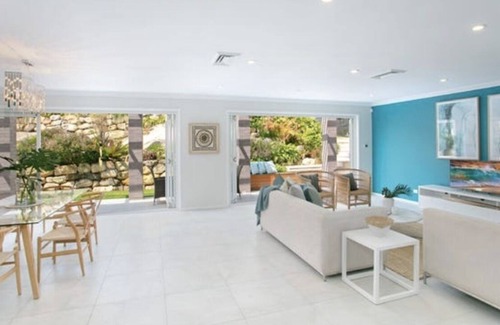 Seaforth House | Beautiful and Spacious Family Home With Swimming Pool