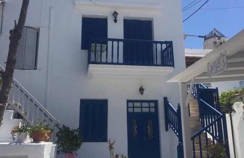Mykonos Apartment | Beautiful and Spacious 3 BR House in the Heart of Mykonos!
