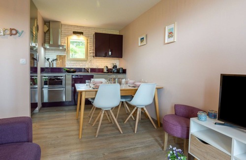 Benerville-sur-Mer Apartment | Beautiful apartment for 4 people with WIFI, TV and balcony