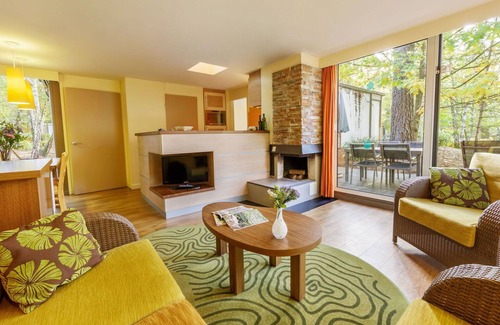 Chaumont-sur-Tharonne House | Beautiful apartment in villa for 4 people with pool, WIFI, hot tub, TV, terrace and parking