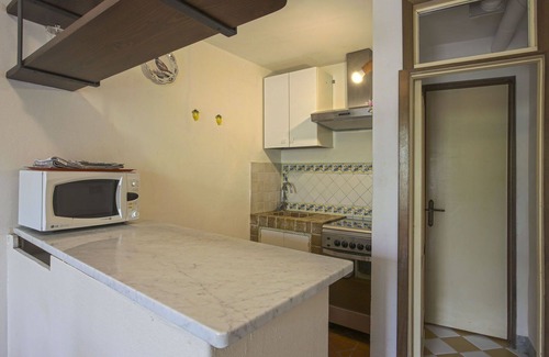 Pieve a Nievole Apartment | Beautiful apartment for 3 people with hot tub, pool, WIFI, TV, patio and pets allowed