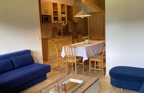 Muhldorf Apartment | Beautiful apartment for 8 guests with WIFI and balcony