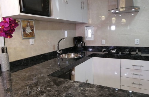 Del Valle Apartment | Beautiful Apartment. Central and Close to Shopping Centers and Markets.