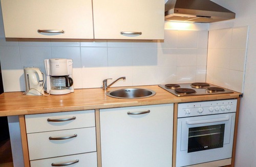 Muhldorf Apartment | Beautiful apartment for 8 people with WIFI, TV and balcony
