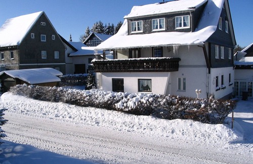 Winterberg Apartment | Beautiful apartment with south-facing balcony in a quiet location