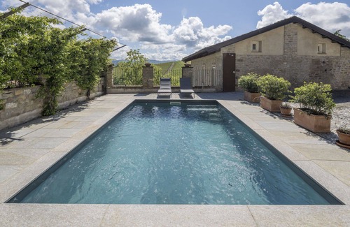 Monforte d'Alba Apartment | Beautiful apartment for 4 people with pool, WIFI, close to Alba