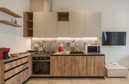 Stazzema Apartment | Beautiful apartment for 4 people with WIFI, A/C, TV and terrace
