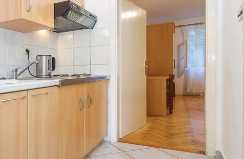 Ruskamen Apartment | Beautiful apartment in Lokva Rogoznica
