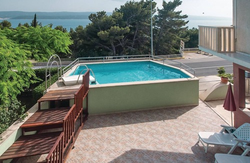 Ruskamen Apartment | Beautiful apartment in Lokva Rogoznica