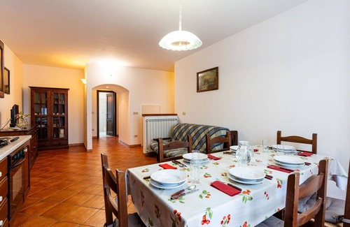 Diano Castello Apartment | Beautiful apartment for 6 people with pool, WIFI, TV, terrace and pets allowed