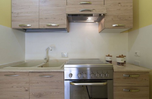 Diano Castello Apartment | Beautiful apartment for 2 guests with A/C, WIFI, TV, terrace and panoramic view