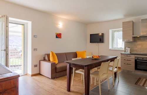 Novate Mezzola Apartment | Beautiful apartment for 5 people with WIFI, TV and balcony