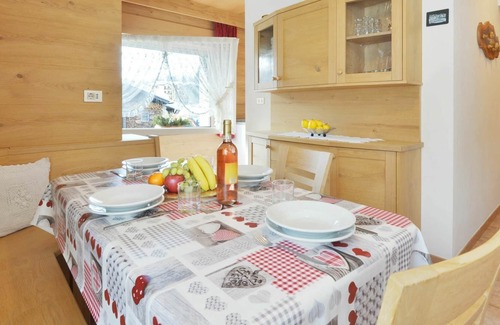 San Giovanni di Fassa Apartment | Beautiful apartment for 4 people with WIFI, TV, terrace and parking