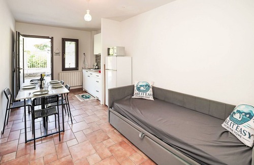 Castello Apartment | Beautiful apartment for 5 people with pool, WIFI, TV and parking