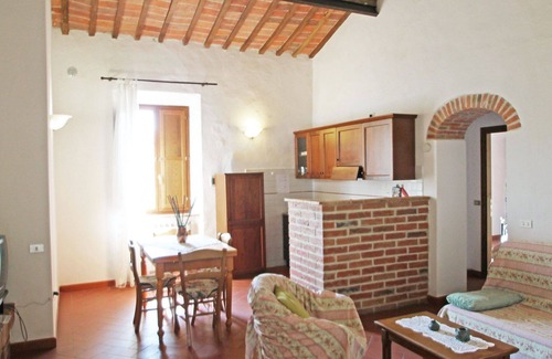 Rapolano Terme Villa | Beautiful apartment in villa for 4 people with pool, WIFI, TV and patio
