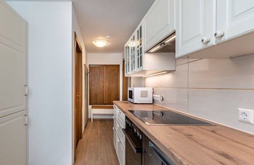 Sankt Urban Apartment | Beautiful apartment for 6 guests with WIFI, terrace, panoramic view and parking