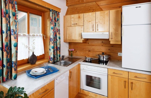 Schlierbach House | Beautiful apartment in villa for 6 people with WIFI, pool, TV, terrace and pets allowed