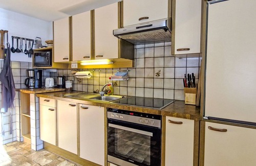 Kaunertal Villa | Beautiful apartment in villa for 4 guests with WIFI, TV, patio and pets allowed