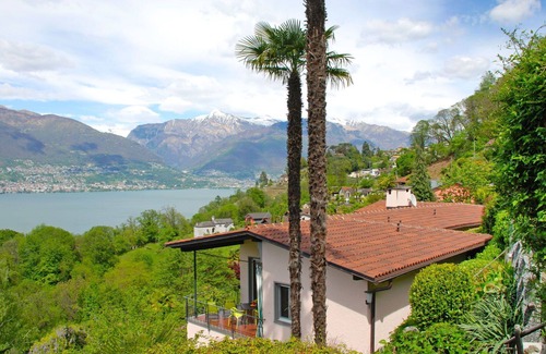 San Nazzaro Apartment | Beautiful apartment for 5 guests with pool, WIFI, TV, patio, pets allowed and panoramic view