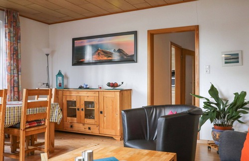 Oberndorf Apartment | Beautiful apartment for 6 people with WIFI, TV, patio and pets allowed