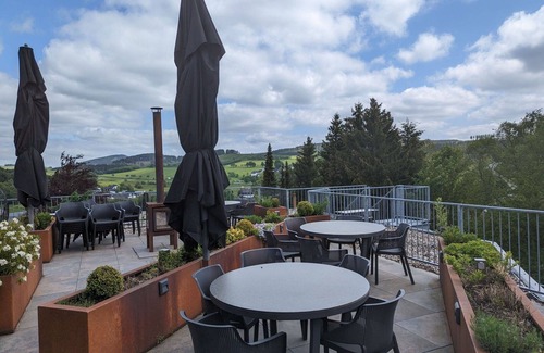 Winterberg Apartment | Beautiful apartment for 37 guests with hot tub, WIFI, pool and terrace
