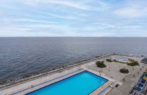 Ospedaletti Apartment | Beautiful apartment for 5 people with A/C, WIFI, terrace, pets allowed and parking