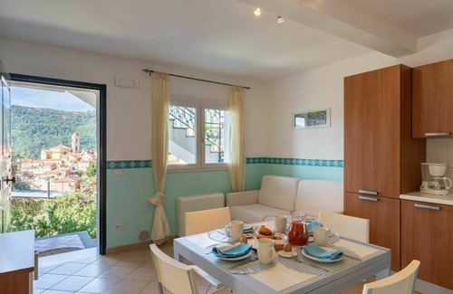 Pietrabruna Apartment | Beautiful apartment for 18 people with WIFI, private pool, TV, patio and panoramic view