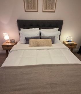 Leuro Apartment | Beautiful Apartment 2B - 2B