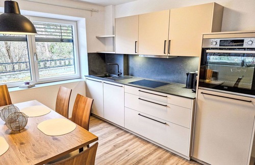 Arzl im Piztal Apartment | Beautiful apartment for 5 people with WIFI, TV, terrace and pets allowed