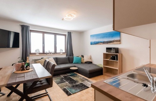 Taxenbach Apartment | Beautiful apartment for 4 guests with WIFI, TV, balcony, panoramic view and parking