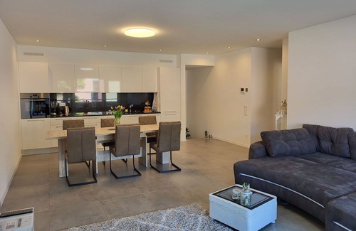 Caslano Apartment | Beautiful apartment for 4 people with WIFI, TV and terrace