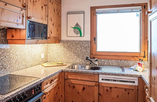 Champfer Apartment | Beautiful apartment for 4 guests with WIFI, TV, balcony, pets allowed, panoramic view and parking