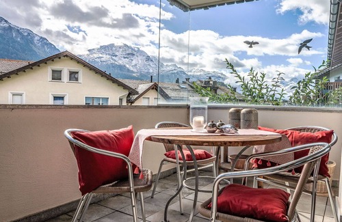 Champfer Apartment | Beautiful apartment for 4 guests with WIFI, TV, balcony, pets allowed, panoramic view and parking