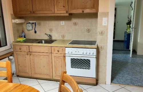Gsteigwiler Apartment | Beautiful apartment for 4 people with WIFI, TV, balcony and parking