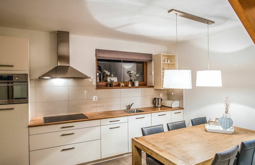 Lipno nad Vltavou House | Beautiful apartment in villa for 5 people with WIFI, TV, terrace and pets allowed