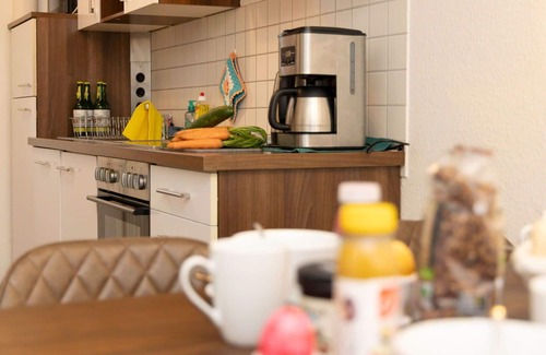 Lubmin Apartment | Beautiful apartment for 4 guests with WIFI, TV, terrace, pets allowed and parking