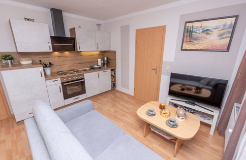 Stangerode Apartment | Beautiful apartment for 2 people with WIFI, TV and patio