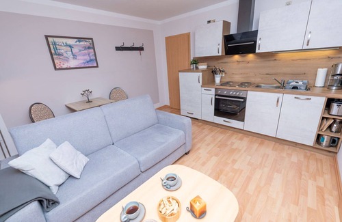 Stangerode Apartment | Beautiful apartment for 2 people with WIFI, TV and patio