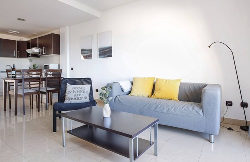El Cotillo Apartment | Beautiful Apartment “2 dormitorios Vista Mar” with Sea View, Wi-Fi, Terrace & Shared Pool