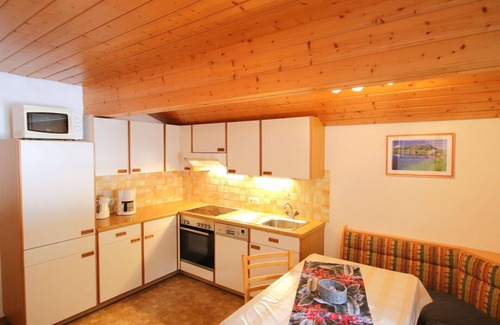Gaschurn Apartment | Beautiful apartment for 6 people with WIFI, TV, patio and pets allowed