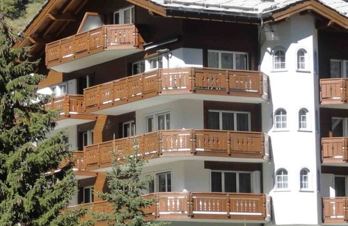 Saas-Fee Apartment | Beautiful apartment for 2 people with WIFI, TV and balcony