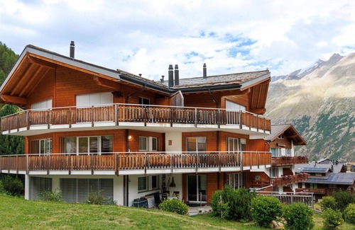 Saas-Fee Apartment | Beautiful apartment for 6 people with WIFI, TV and balcony