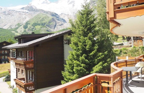 Saas-Fee Apartment | Beautiful apartment for 6 people with WIFI, TV and balcony