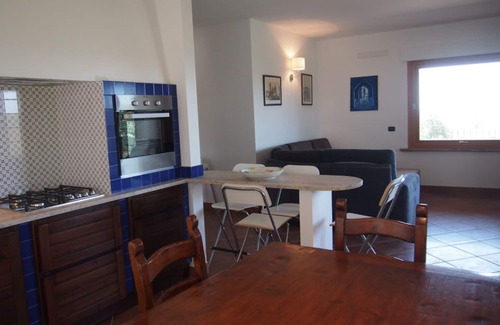 Follonica Apartment | Beautiful apartment for 6 guests with WIFI, TV, patio and panoramic view