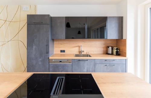 Fronhausen Apartment | Beautiful apartment for 6 people with WIFI, TV and patio