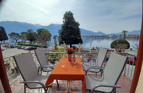 Muralto Apartment | Beautiful apartment for 3 people with A/C, WIFI, TV and balcony
