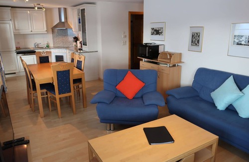 Riom-Parsonz Apartment | Beautiful apartment for 8 guests with WIFI, TV, terrace, pets allowed and panoramic view