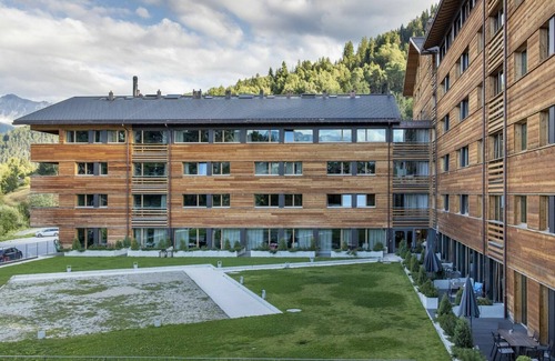 Vercorin Apartment | Beautiful apartment for 7 people with hot tub, WIFI, TV, pets allowed and parking