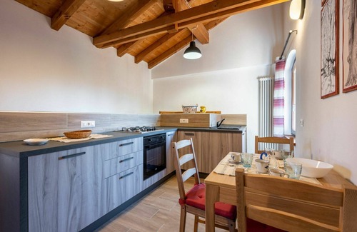 Mondovi Apartment | Beautiful apartment for 3 people with WIFI, TV, patio, pets allowed and parking