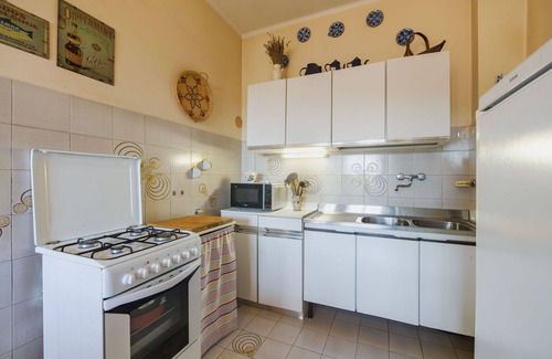 Rapallo Apartment | Beautiful apartment for 4 guests with balcony